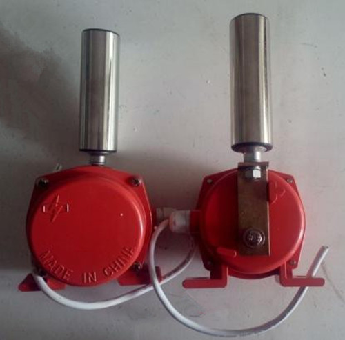 兩級(jí)跑偏開關(guān)LW-KPT1-12-30
